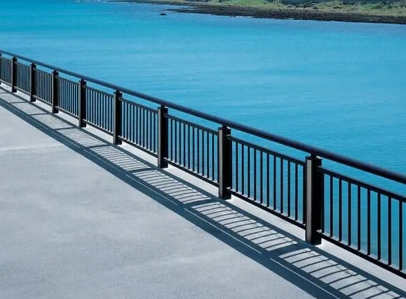 河道護(hù)欄