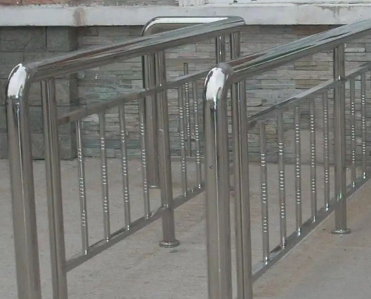 不銹鋼護(hù)欄