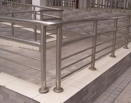 不銹鋼護(hù)欄
