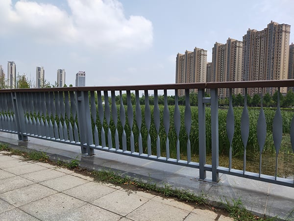 河道護欄
