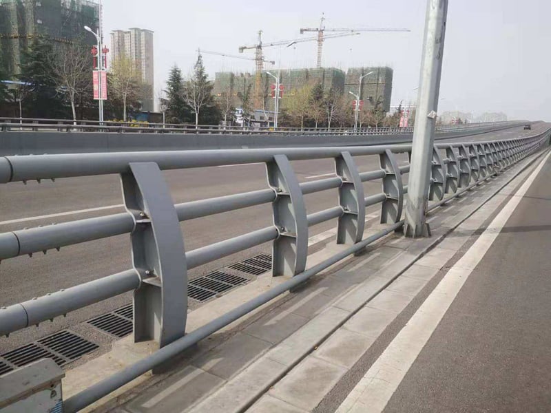 防撞護(hù)欄