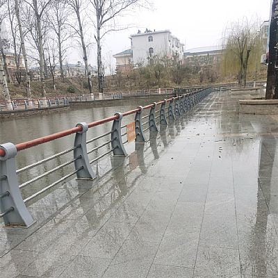 河道護欄