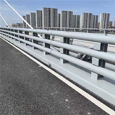 防撞護(hù)欄